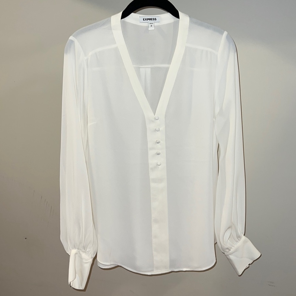 Off white flowy blouse